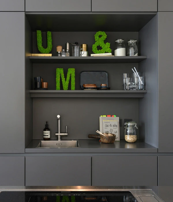 StyleGREEN Sonderzeichen 'Und' Aus Islandmoos, Ca. B20/H25/T3,5 Cm 2 StyleGREEN Sonderzeichen 'Und' Aus Islandmoos, Ca. B20/H25/T3,5 Cm – Bild 2